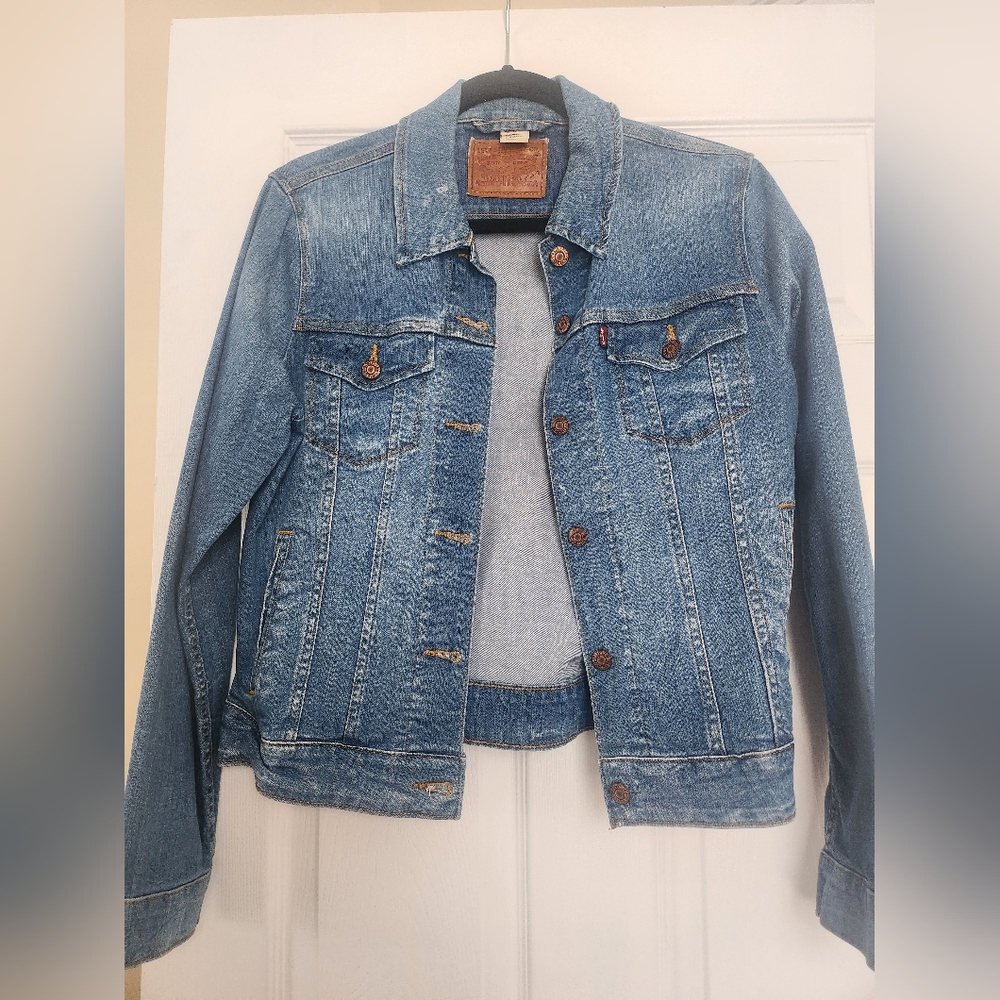 Levi's Blue Jean Jacket Classic Trucker Style